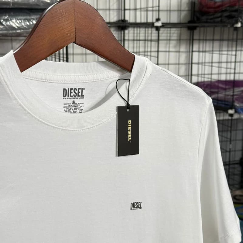 Camiseta Basica Diesel Minimalista cor Branca