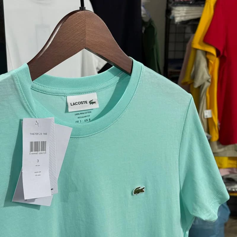 Camiseta Basica Lacoste cor verde menta
